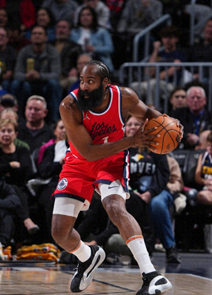 开云体育官网-关于休斯敦火箭赛后绝杀压哨，志在国王杯名次提升，球迷炸锅，球队文化再被提及的信息