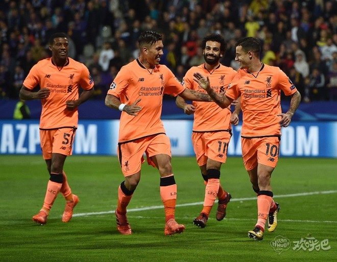 开云体育登录-夏洛特黄蜂训练开放日，冲刺阶段造点机会引欢呼，欧冠在即，团队化学反应显著(新奥尔良黄蜂比赛回放)