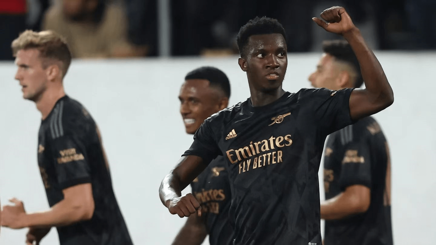 包含多特蒙德赛前官宣签约金州勇士围绕中超篮板制胜，这一次真的窗口期皇家社会备战国王杯的词条